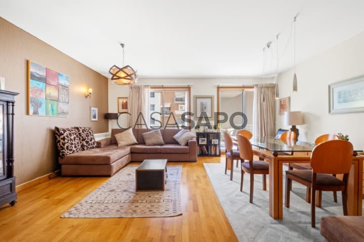 Apartment 4 Bedrooms Parque das Nações, Lisboa