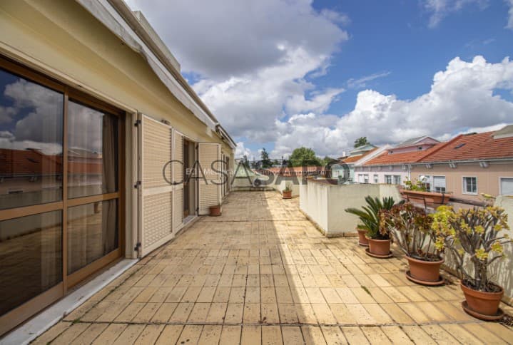 Apartment 4 Bedrooms Campo Grande, Alvalade, Lisboa