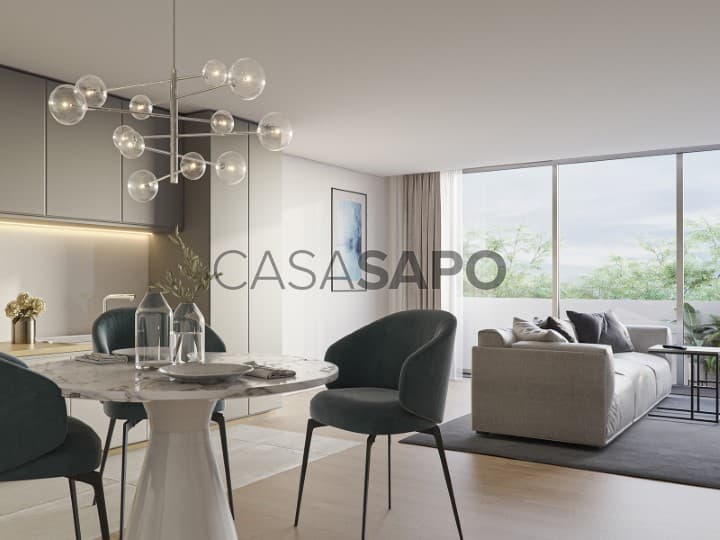 Apartment 2 Bedrooms Fernão Magalhães, Paranhos, Porto